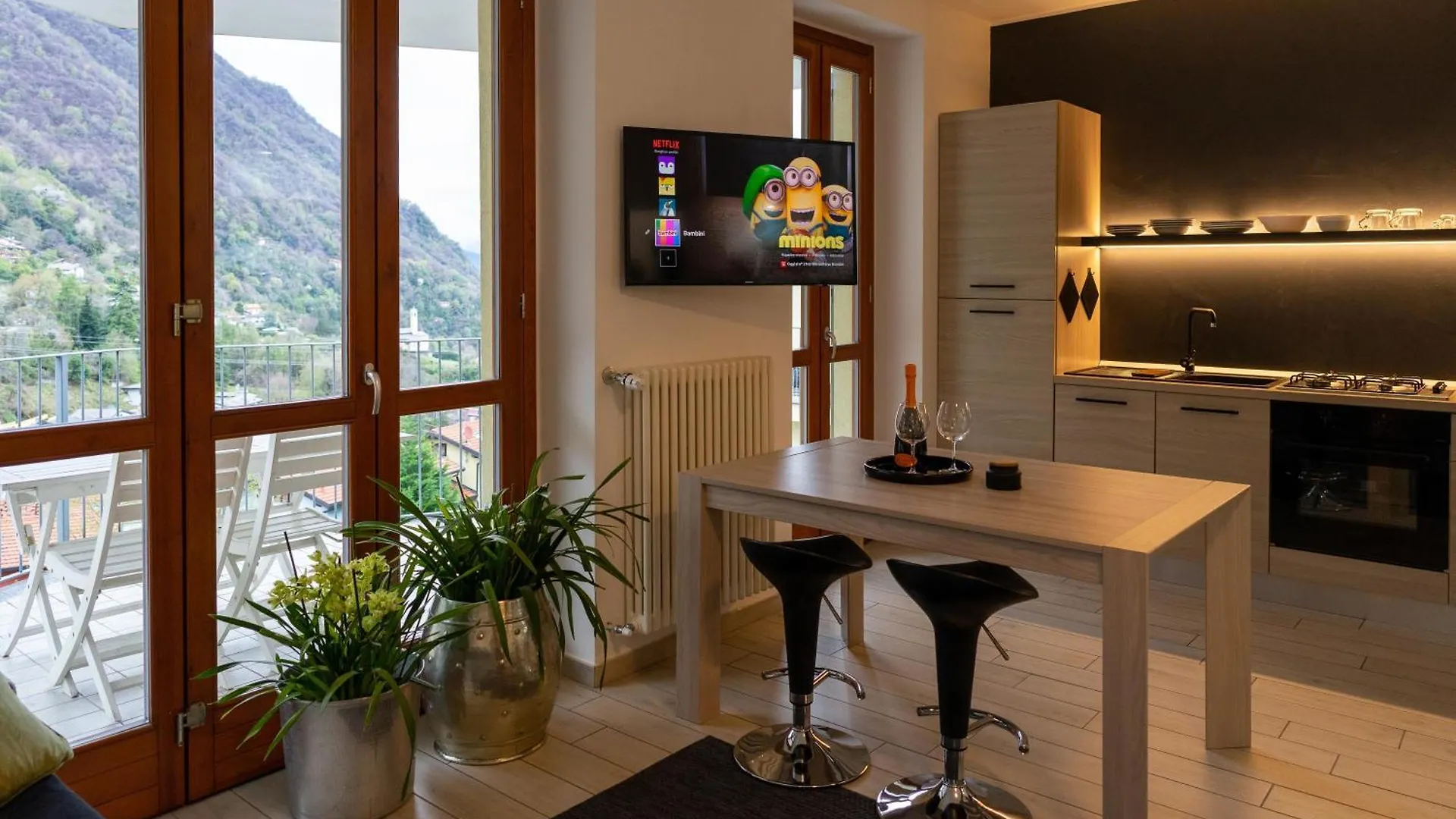 Vista Dolce Isola _ Lakeview Pool, Terrace & Garden Apartment Argegno 0*,