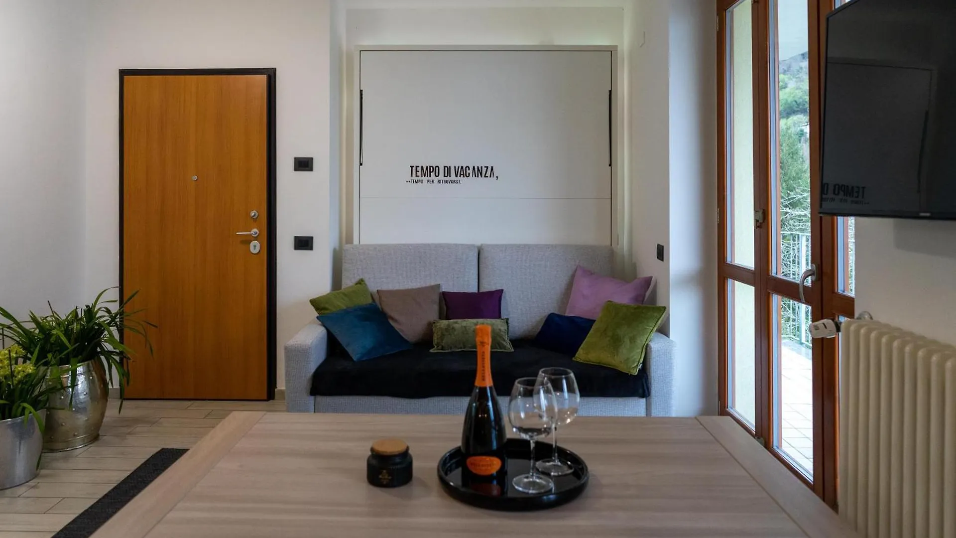Vista Dolce Isola _ Lakeview Pool, Terrace & Garden Apartment Argegno 0*,